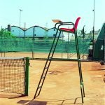 seggiolone professionale per arbitro con struttura alta e stabile