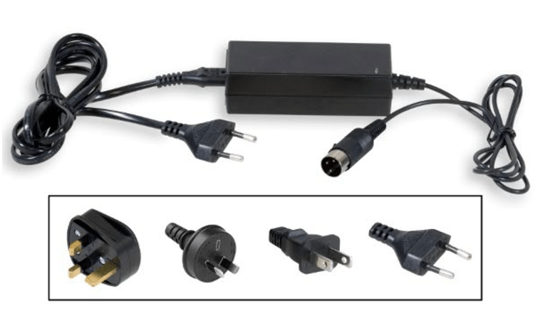 Caricabatterie 100-240V/13,8Vdc 1,5A